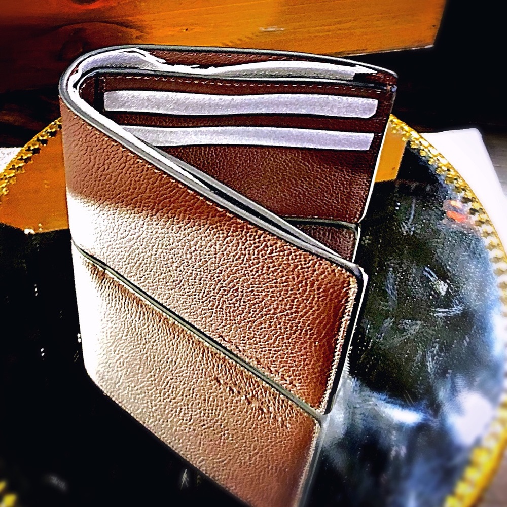 COACH Double Billfold Wallet Mahogany Leather - Picture 5 of 7